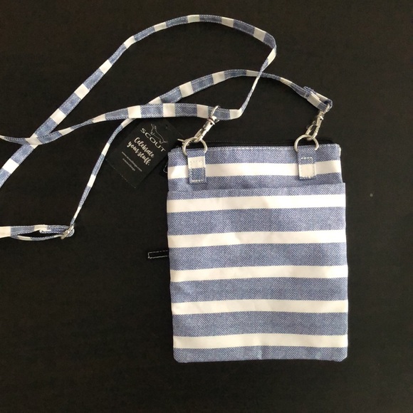 Blue and white shoulder bag. Never used! Excellent condition - Picture 2 of 3